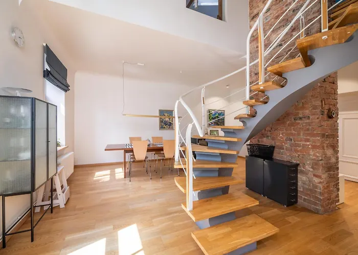 Elegant And Spacious Apartment